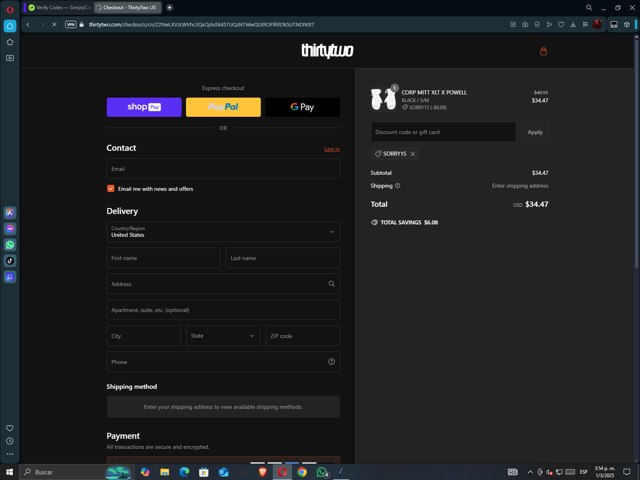 ThirtyTwo checkout page showing ThirtyTwo discount code box | Screenshot taken by SimplyCodes community member on Mar 1, 2025