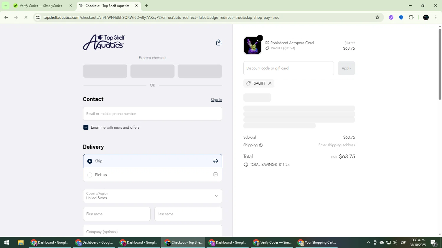 Top Shelf Aquatics coupon code screenshot showing code TSAGIFT applied at Top Shelf Aquatics checkout page. Uploaded by SimplyCodes community member CarmenVGR on Oct 28, 2025
