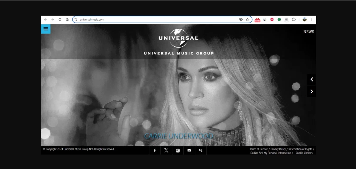 Universal Music promo code screenshot showing code HOLIDAY applied at Universal Music checkout page. Uploaded by SimplyCodes community member gonzalodamole on Mar 12, 2025