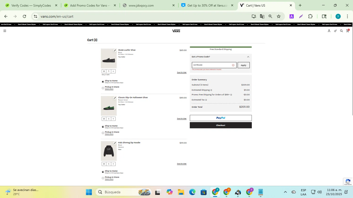 Vans promo code screenshot showing code EXTRA30 applied at Vans checkout page. Uploaded by SimplyCodes community member yadiracg074 on Oct 23, 2025