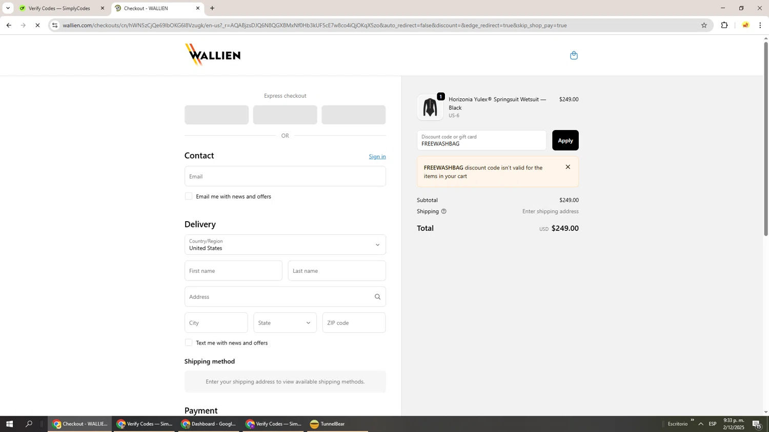 WALLIEN promo code screenshot showing code FREEWASHBAG applied at WALLIEN checkout page. Uploaded by SimplyCodes community member Richard251 on Dec 3, 2025