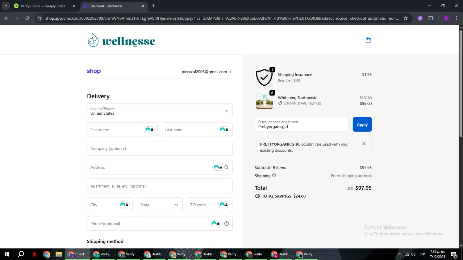 Wellnesse coupon code screenshot showing code Prettyorganicgirl applied at Wellnesse checkout page. Uploaded by SimplyCodes community member ComeBurra123 on Dec 7, 2025