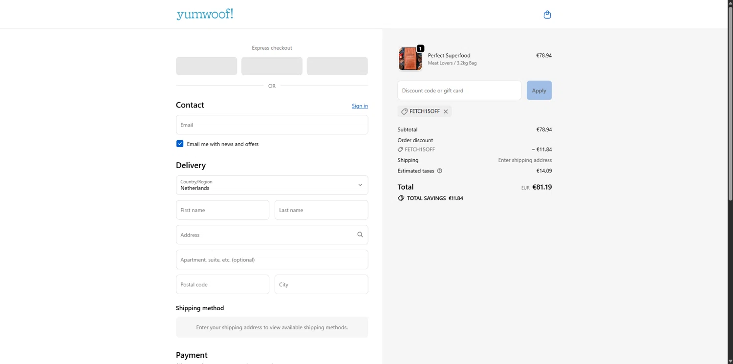 Yumwoof discount code screenshot showing code FETCH15OFF applied at Yumwoof checkout page. Uploaded by SimplyCodes community member ScanSpotter1700 on Oct 19, 2025