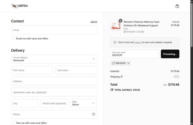 Aetrex checkout page showing Aetrex promo code box | Screenshot taken by SimplyCodes community member on Jul 30, 2025