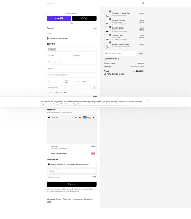 Alexandre Birman checkout page showing Alexandre Birman promo code box | Screenshot taken by SimplyCodes community member on Aug 25, 2025