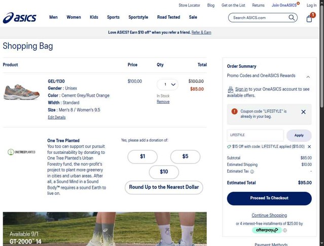 ASICS checkout page showing ASICS promo code box | Screenshot taken by SimplyCodes community member on Aug 29, 2025
