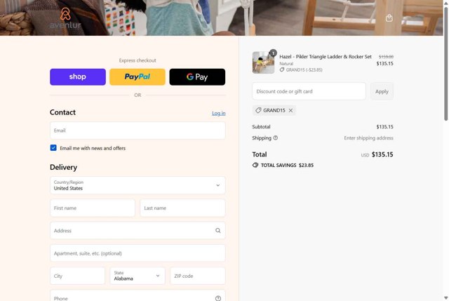 Avenlur checkout page showing Avenlur discount code box | Screenshot taken by SimplyCodes community member on Sep 5, 2025