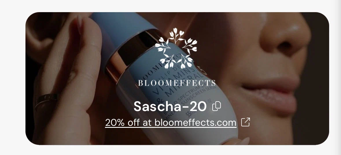 Bloomeffects promo code screenshot showing code Sascha-20 applied at Bloomeffects checkout page. Uploaded by SimplyCodes community member AriellaBK4 on Feb 8, 2026