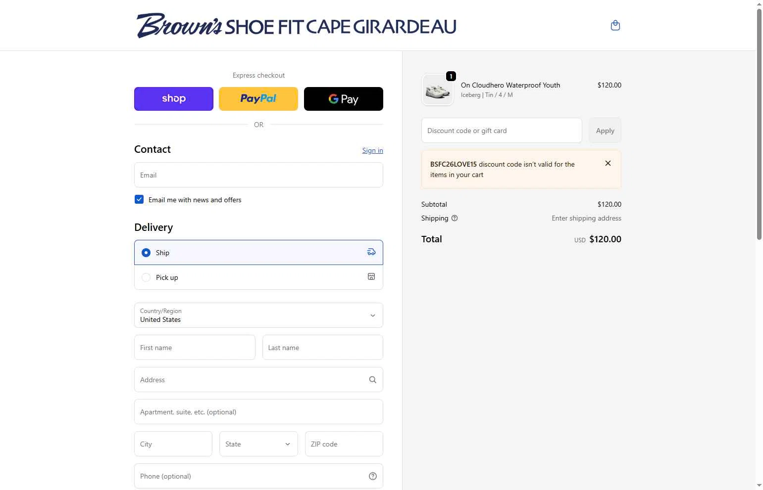 Brown's Shoe Fit checkout page showing Brown's Shoe Fit promo code box | Screenshot taken by SimplyCodes community member on Feb 7, 2026