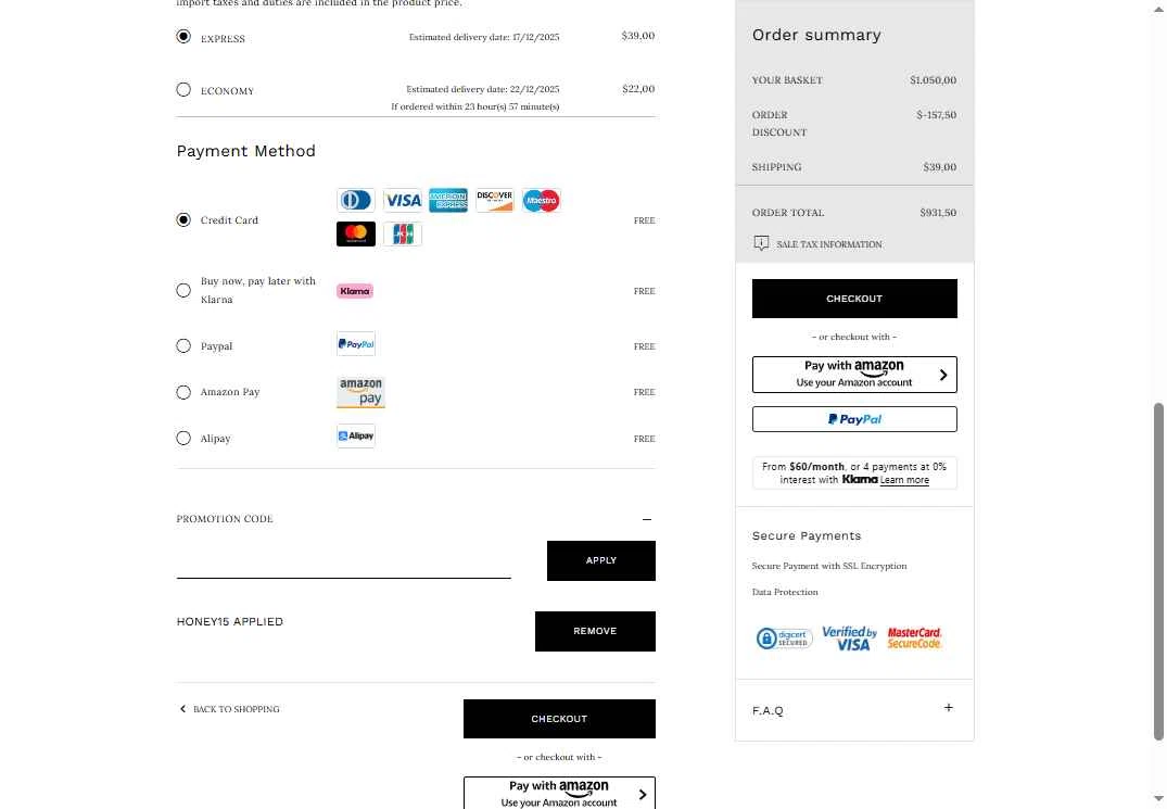 Casadei checkout page showing Casadei promo code box | Screenshot taken by SimplyCodes community member on Dec 11, 2025