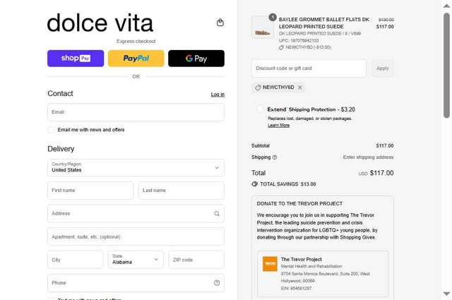 Dolce Vita checkout page showing Dolce Vita discount code box | Screenshot taken by SimplyCodes community member on Aug 27, 2025