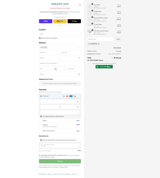 DreamFoam Bedding checkout page showing DreamFoam Bedding coupon code box | Screenshot taken by SimplyCodes community member on Aug 31, 2025