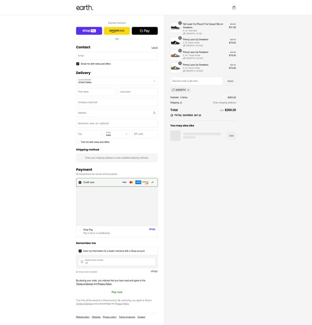 Earth Shoes checkout page showing Earth Shoes discount code box | Screenshot taken by SimplyCodes community member on Aug 27, 2025