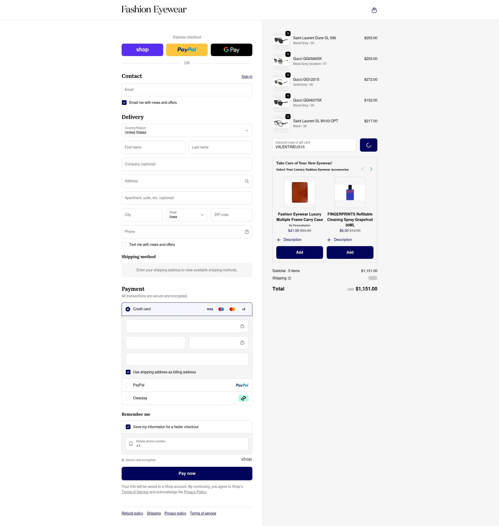 Fashion Eyewear checkout page showing Fashion Eyewear discount code box | Screenshot taken by SimplyCodes community member on Dec 25, 2025