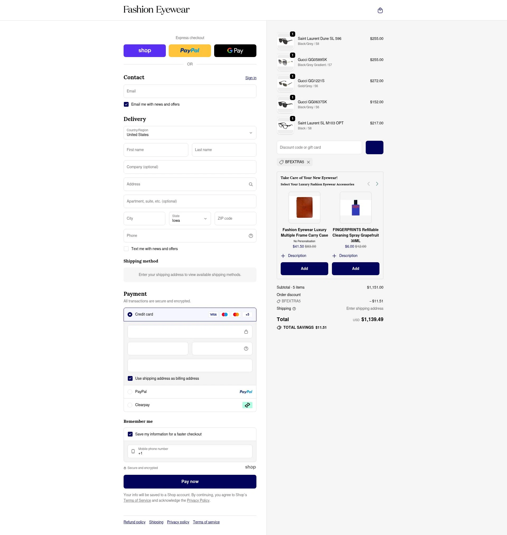 Fashion Eyewear checkout page showing Fashion Eyewear discount code box | Screenshot taken by SimplyCodes community member on Dec 25, 2025