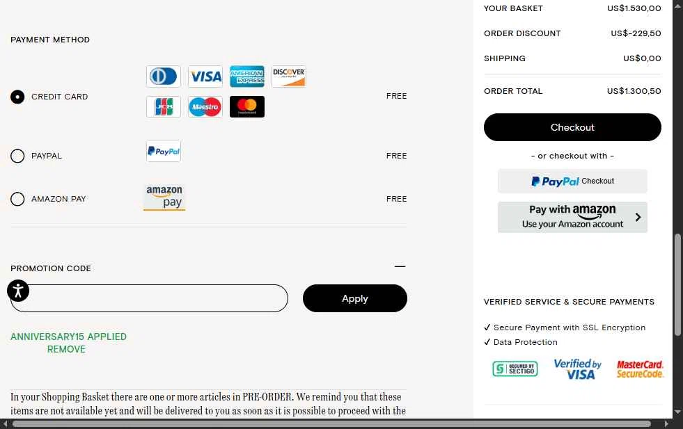 Fornasetti checkout page showing Fornasetti promo code box | Screenshot taken by SimplyCodes community member on Dec 8, 2025
