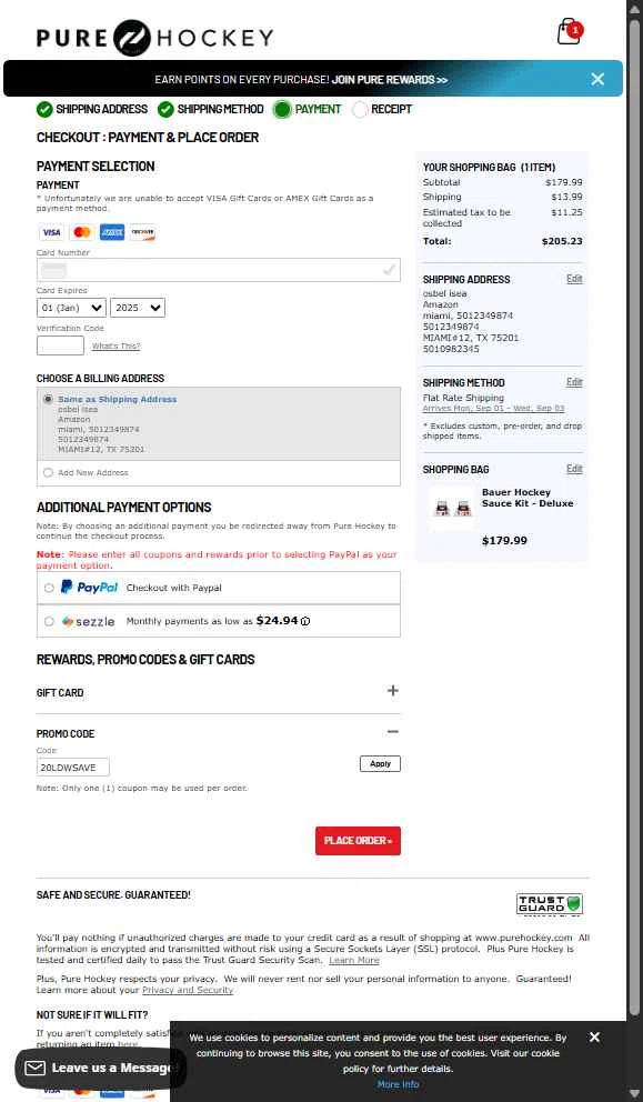 Hockey Giant checkout page showing Hockey Giant promo code box | Screenshot taken by SimplyCodes community member on Aug 27, 2025