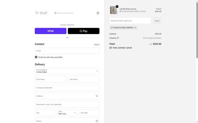 Le Maé checkout page showing Le Maé promo code box | Screenshot taken by SimplyCodes community member on Sep 18, 2025