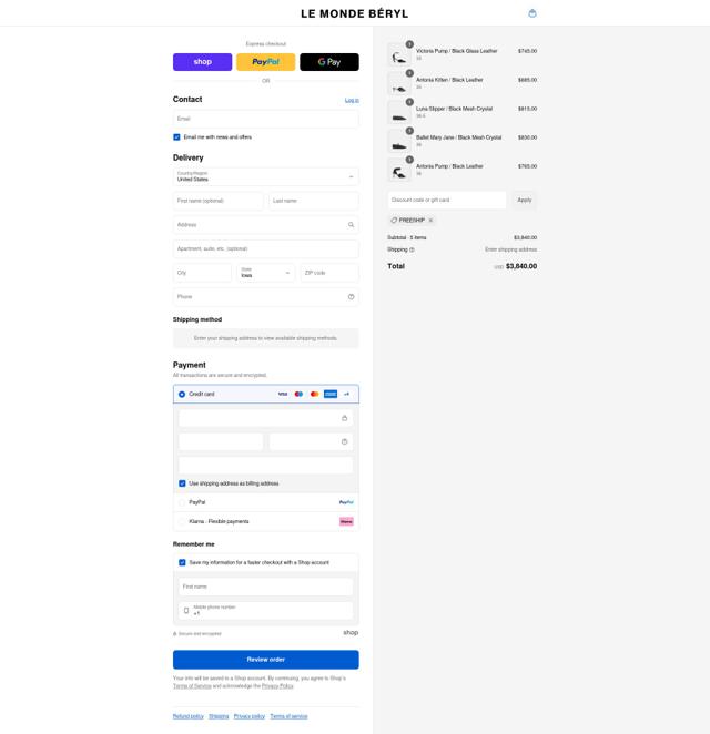 Le Monde Beryl checkout page showing Le Monde Beryl discount code box | Screenshot taken by SimplyCodes community member on Aug 29, 2025