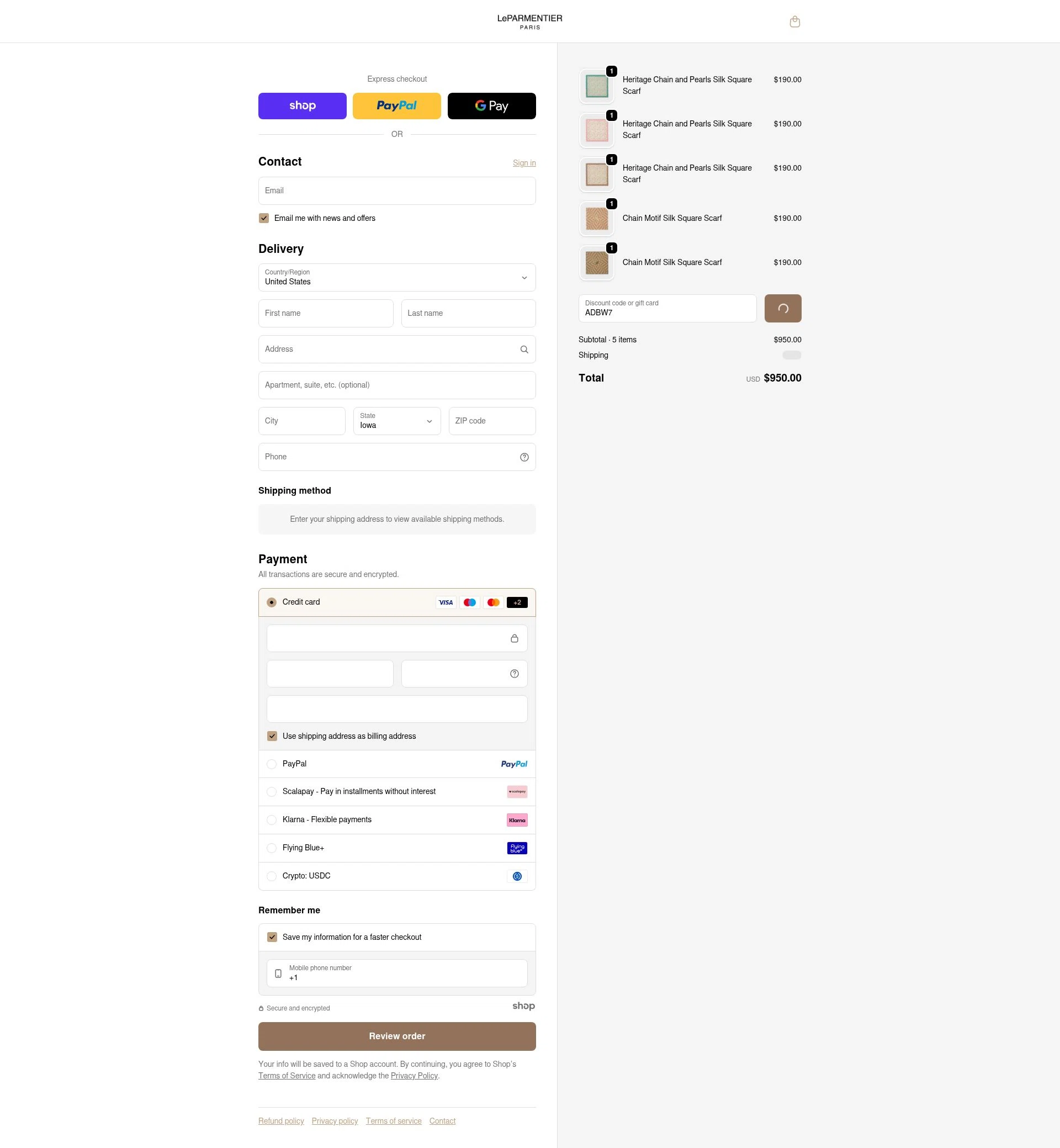 LeParmentier Paris checkout page showing LeParmentier Paris promo code box | Screenshot taken by SimplyCodes community member on Dec 30, 2025