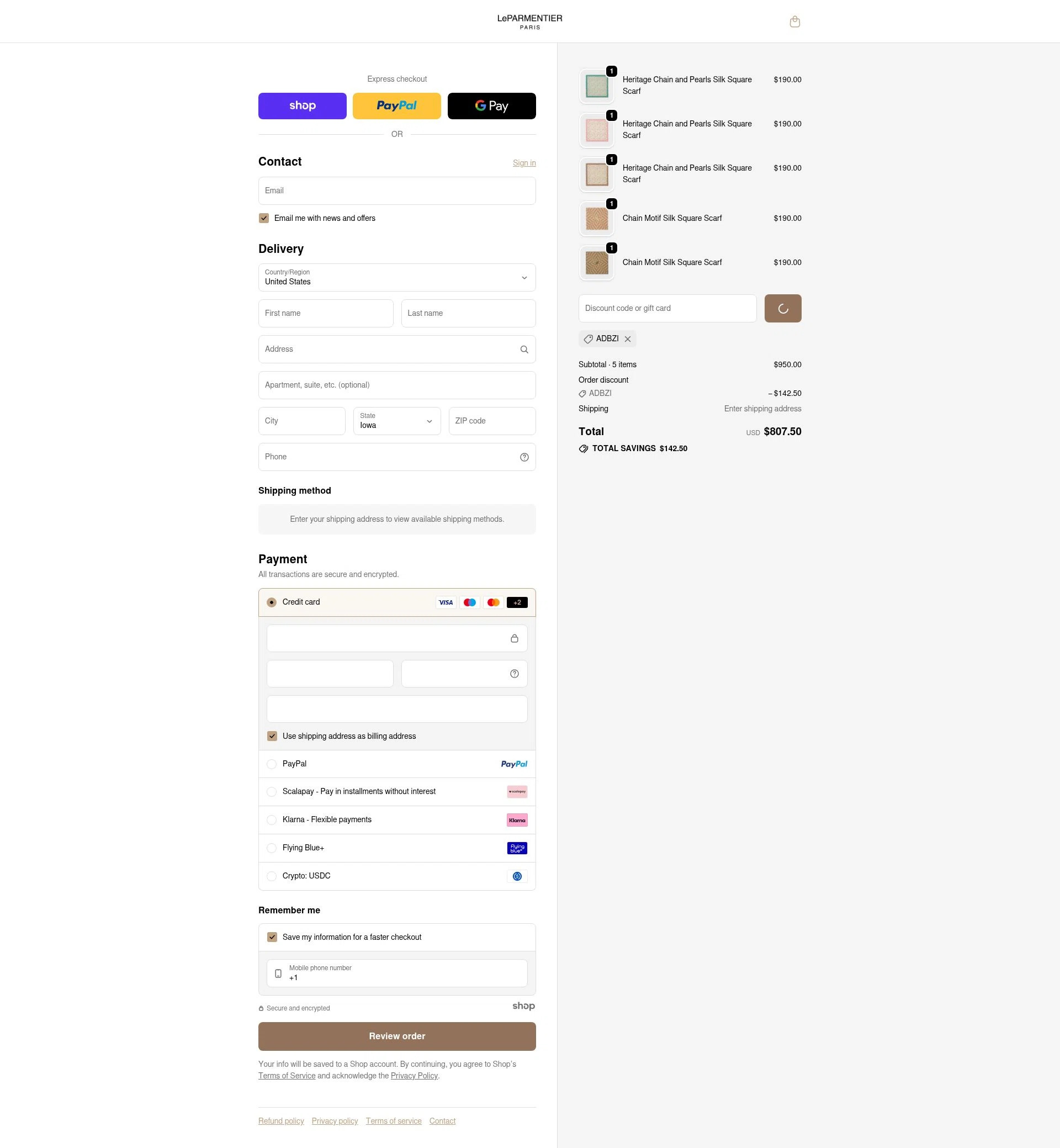 LeParmentier Paris checkout page showing LeParmentier Paris promo code box | Screenshot taken by SimplyCodes community member on Dec 30, 2025