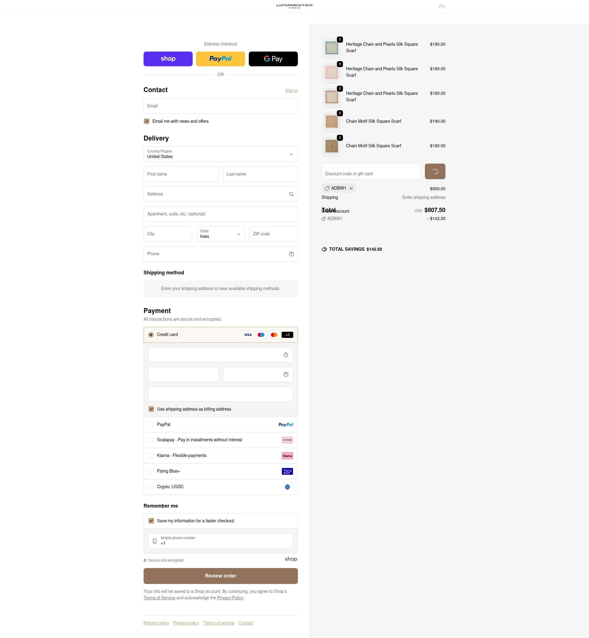 LeParmentier Paris checkout page showing LeParmentier Paris promo code box | Screenshot taken by SimplyCodes community member on Dec 30, 2025