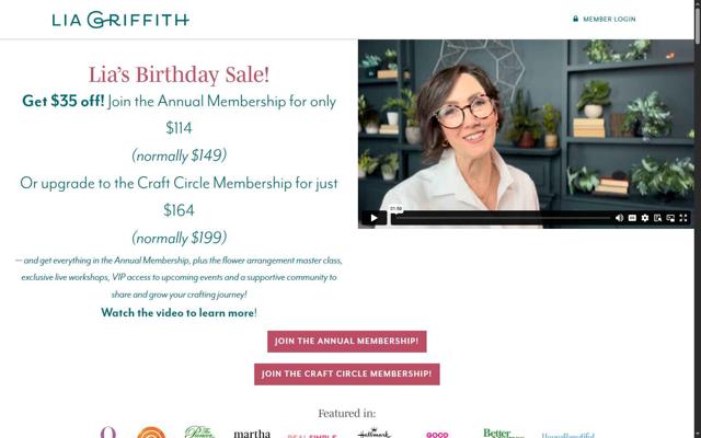 Lia Griffith checkout page showing Lia Griffith coupon code box | Screenshot taken by SimplyCodes community member on Sep 7, 2025