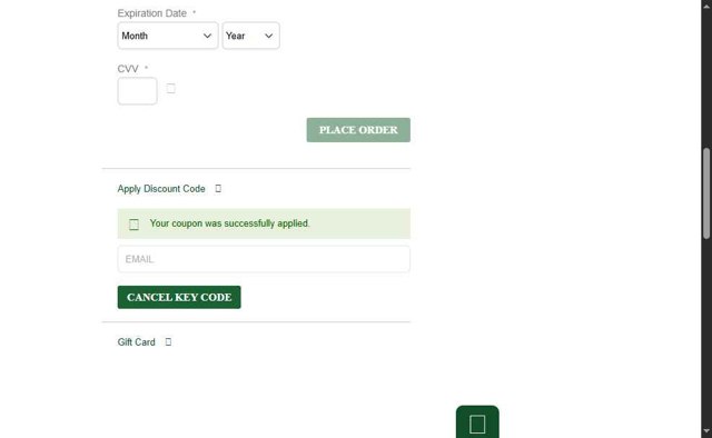Logee's checkout page showing Logee's discount code box | Screenshot taken by SimplyCodes community member on Aug 8, 2025