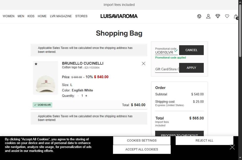 Luisa Via Roma checkout page showing Luisa Via Roma discount code box | Screenshot taken by SimplyCodes community member on Oct 22, 2025
