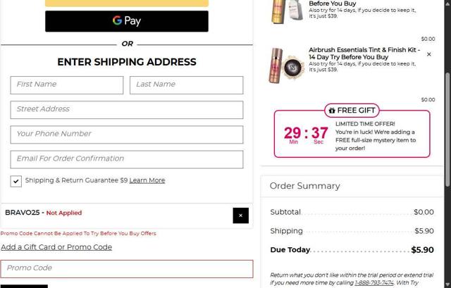 Luminess Cosmetics checkout page showing Luminess Cosmetics promo code box | Screenshot taken by SimplyCodes community member on Aug 18, 2025