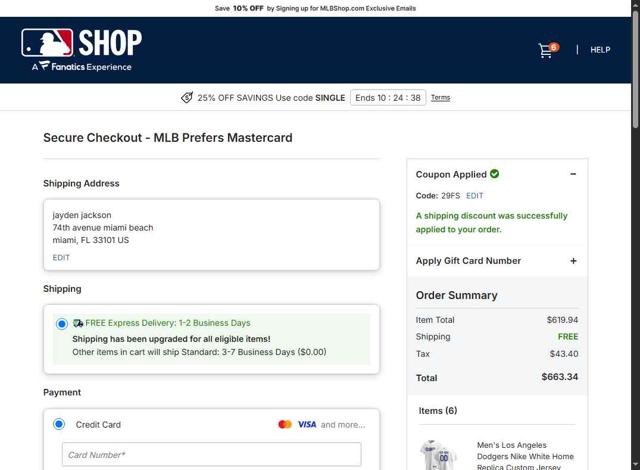 New York Yankees checkout page showing New York Yankees promo code box | Screenshot taken by SimplyCodes community member on Sep 29, 2025