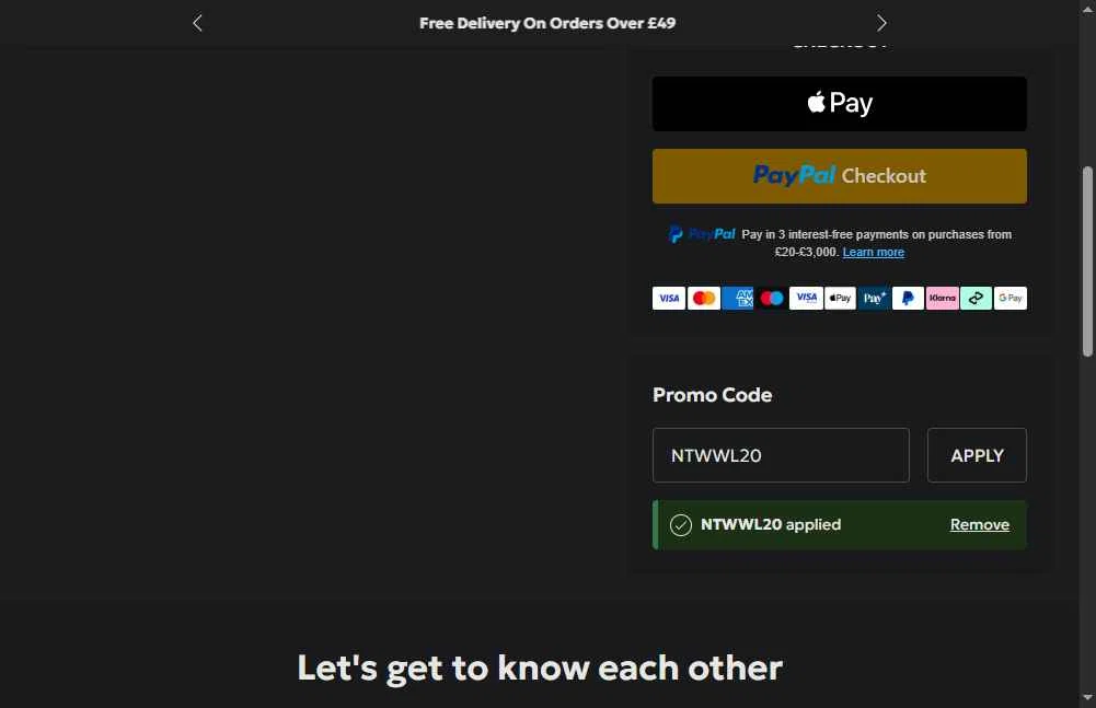 Oasis Clothing checkout page showing Oasis Clothing promo code box | Screenshot taken by SimplyCodes community member on Dec 8, 2025