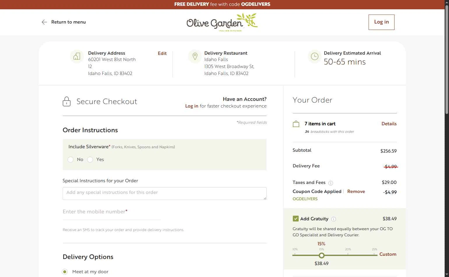 Olive Garden checkout page showing Olive Garden coupon code box | Screenshot taken by SimplyCodes community member on Aug 11, 2025