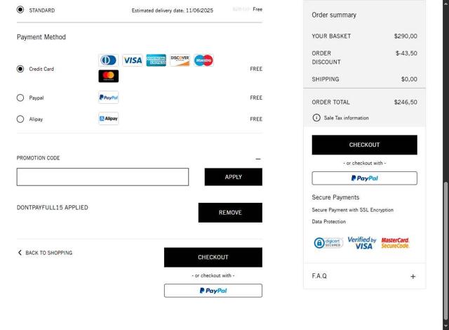 Palm Angels checkout page showing Palm Angels promo code box | Screenshot taken by SimplyCodes community member on Jun 4, 2025