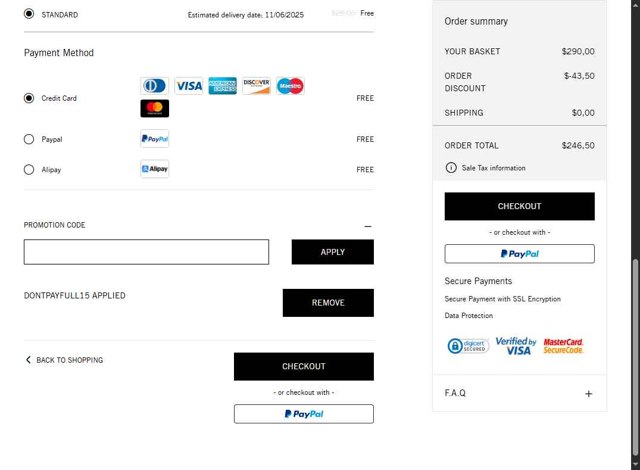 Palm Angels checkout page showing Palm Angels promo code box | Screenshot taken by SimplyCodes community member on Jun 4, 2025