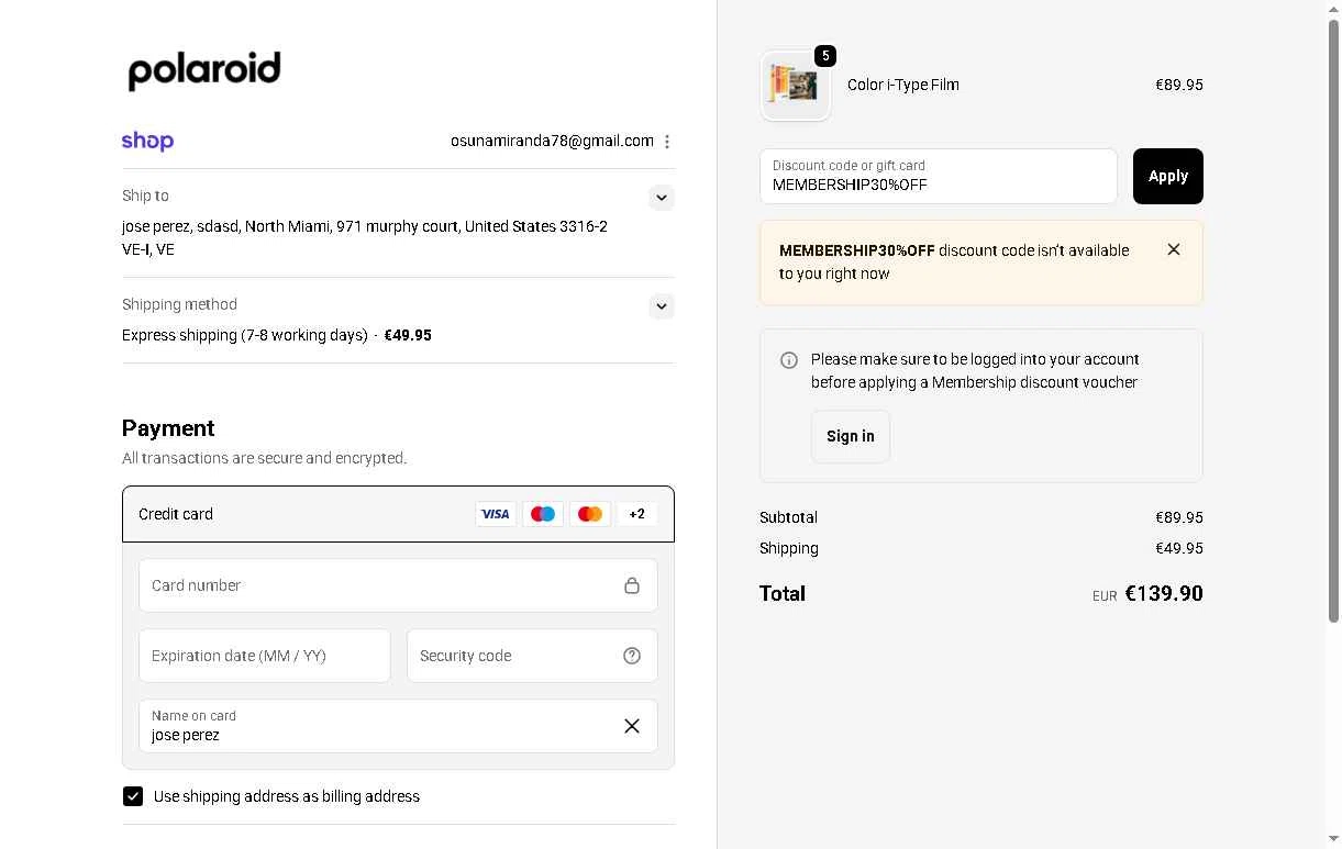 Polaroid EU checkout page showing Polaroid EU coupon code box | Screenshot taken by SimplyCodes community member on Nov 7, 2025