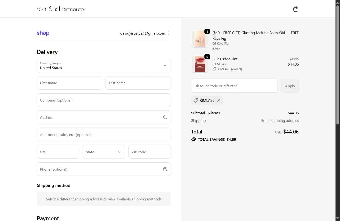 Rom&nd US checkout page showing Rom&nd US promo code box | Screenshot taken by SimplyCodes community member on Dec 28, 2025