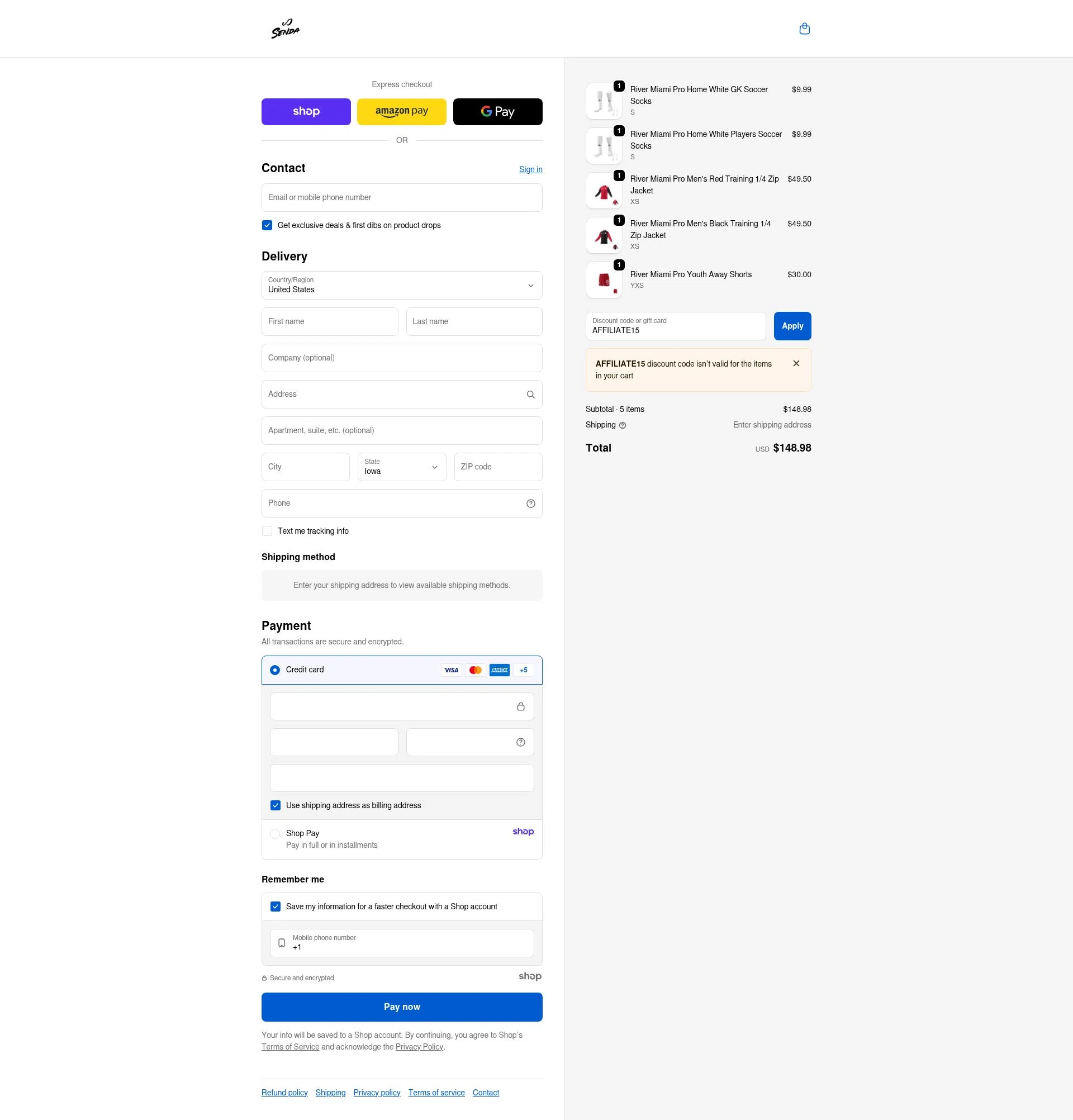 Senda Athletics checkout page showing Senda Athletics promo code box | Screenshot taken by SimplyCodes community member on Oct 7, 2025