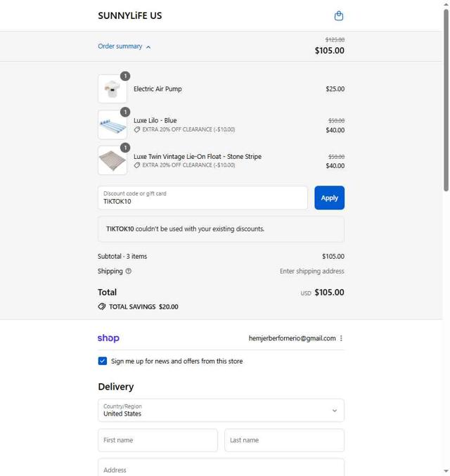 Sunnylife USA checkout page showing Sunnylife USA promo code box | Screenshot taken by SimplyCodes community member on Aug 30, 2025
