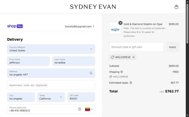 Sydney Evan checkout page showing Sydney Evan discount code box | Screenshot taken by SimplyCodes community member on Aug 15, 2025