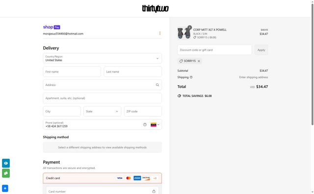 ThirtyTwo checkout page showing ThirtyTwo discount code box | Screenshot taken by SimplyCodes community member on Apr 18, 2025