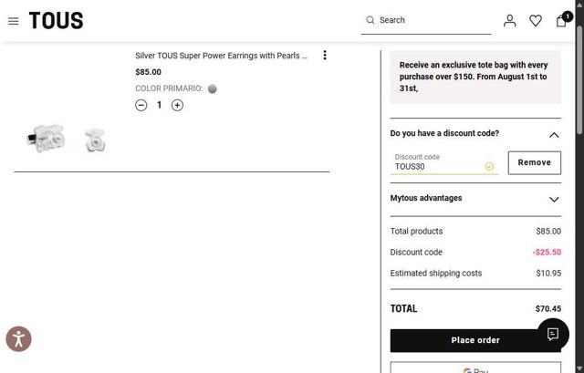 TOUS checkout page showing TOUS promo code box | Screenshot taken by SimplyCodes community member on Aug 9, 2025