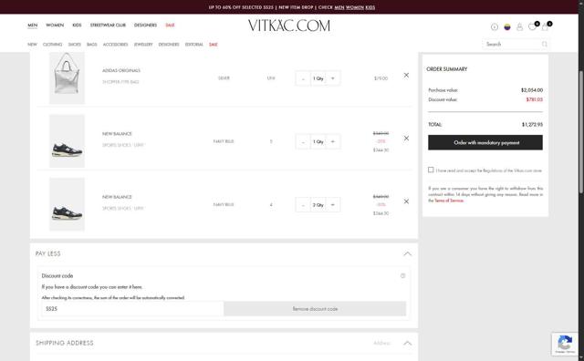 Vitkac checkout page showing Vitkac promo code box | Screenshot taken by SimplyCodes community member on Aug 20, 2025